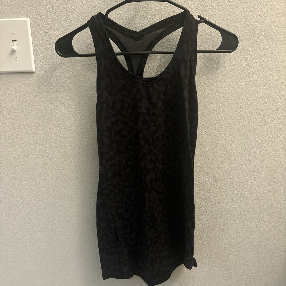 Lululemon cool racer back black camo leopard print full length size 4